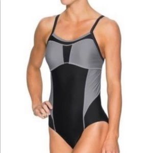 Athleta One Piece Swimsuit EUC size M